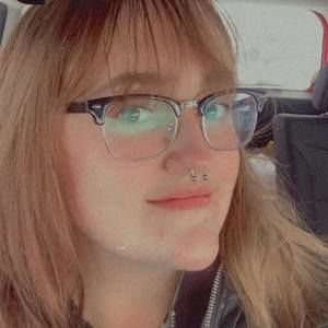 Meet your Posher, Rae